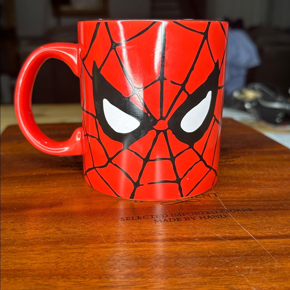 Marvel Red Ceramic Mug 20oz